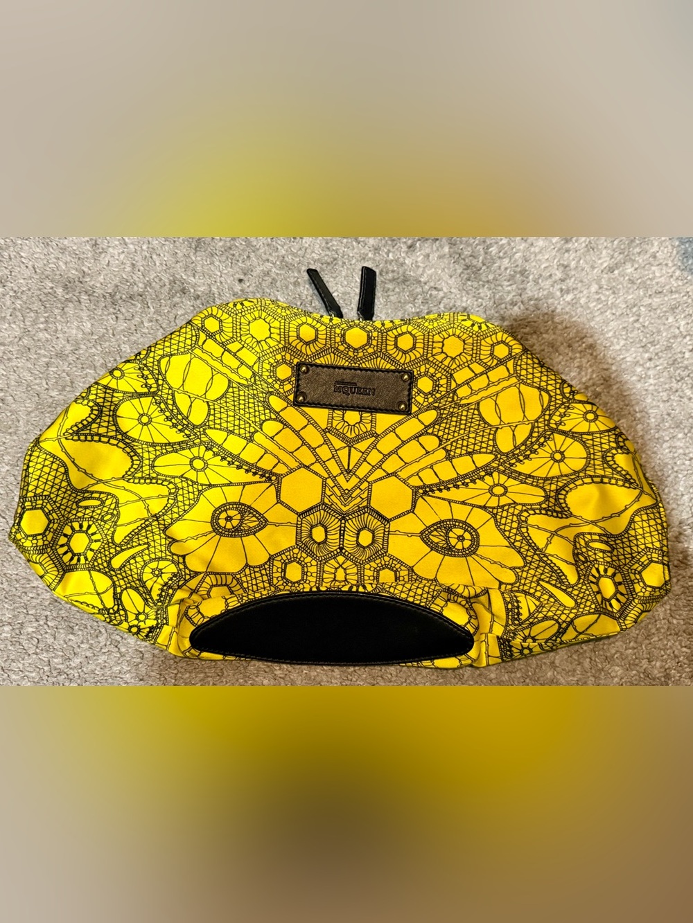 Alexander McQueen De Manta clutch - Picture 2 of 3